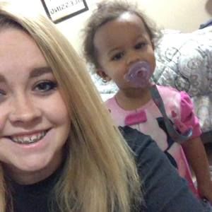 Meet your Posher, Danielle